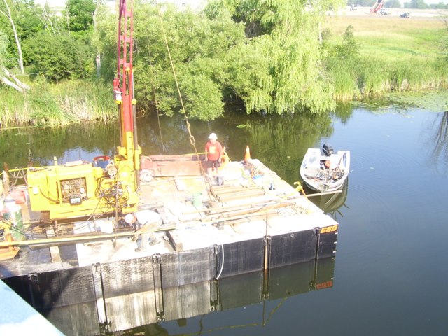 barge2-083
